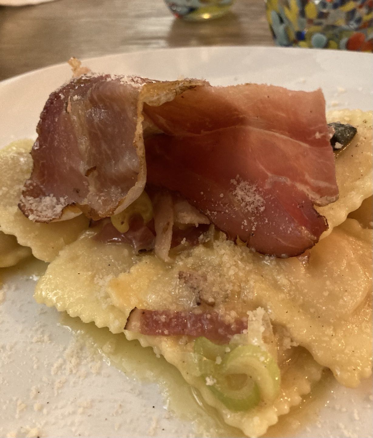 Ravioli au prosciutto, pâtes maison